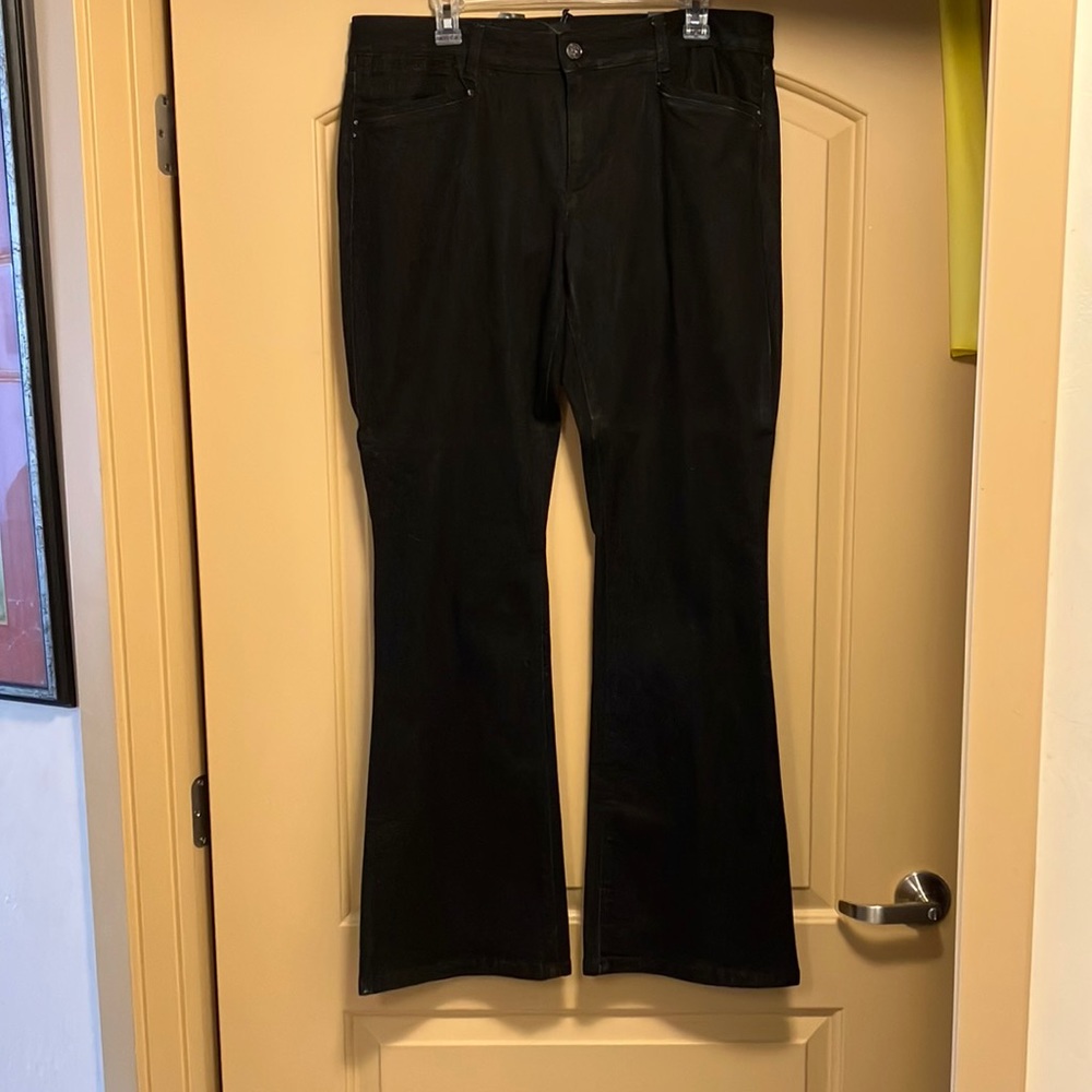 NWT WHBM Women Skinny Flare 14R Black Jean. The Saint Honore’ Jean Collection